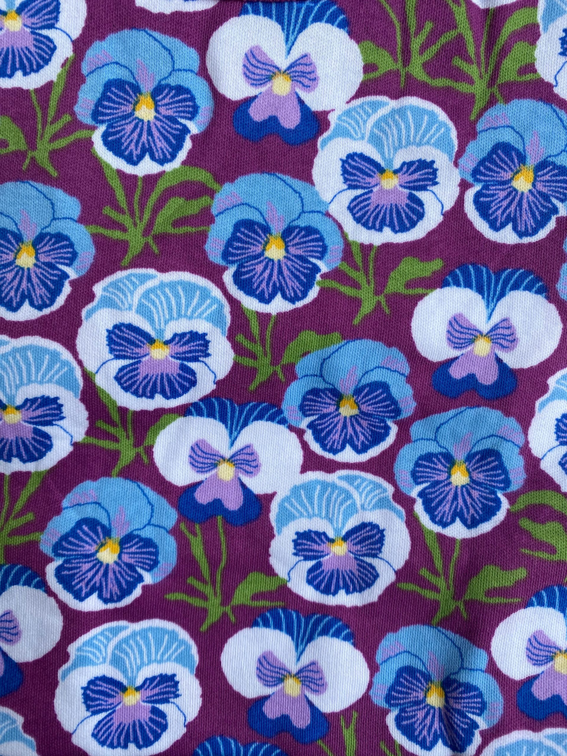 celebrate-your-favorite-sports-team-with-duns-pansy-violet-top-shortsleeve-adult-discount_0.jpg